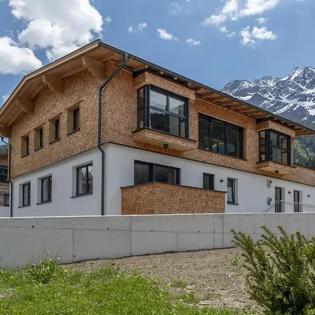 Chalet Vega - Arlberg Holiday Home Pettneu am Arlberg Exterior photo